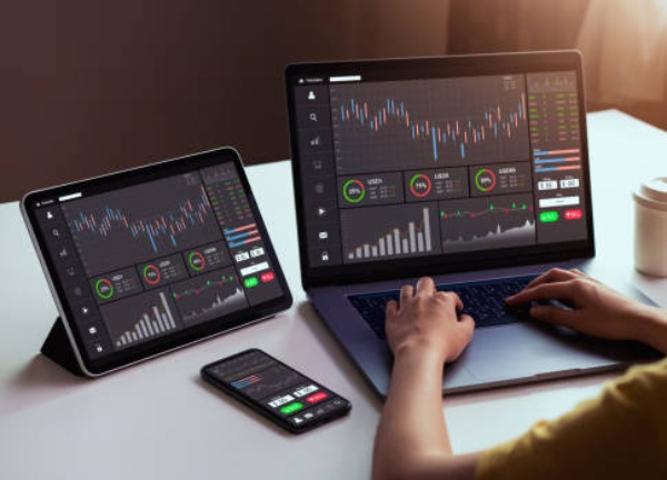 بروکر چیست؟ همه چیز درباره کارگزاران مالی بازار فارکس