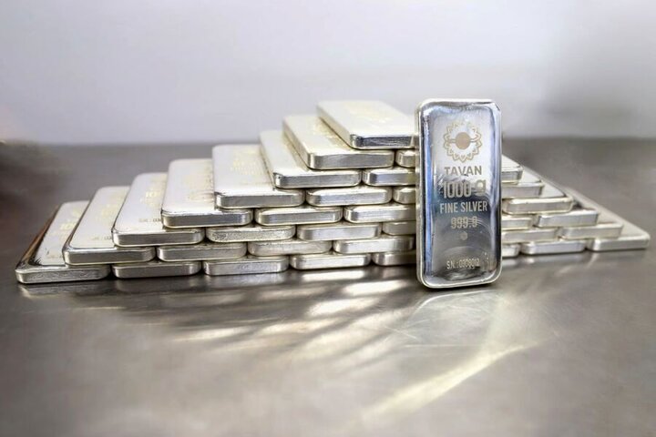 معامله ۴۱۴ کیلوگرم شمش نقره در معاملات روز گذشته بورس کالا