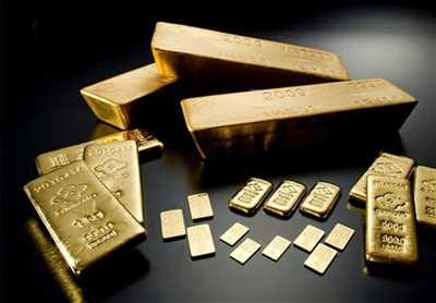 طلا در یک سال اخیر چقدر گران شد؟ | این عوامل دلیل گرانی های بی سابقه هستند